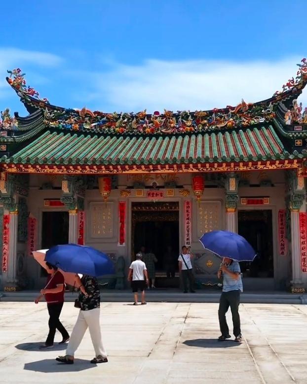 平屋主人身份被扒官媒：一点都不冤！瓦力游戏试玩10亿违建豪宅一夜推(图6)